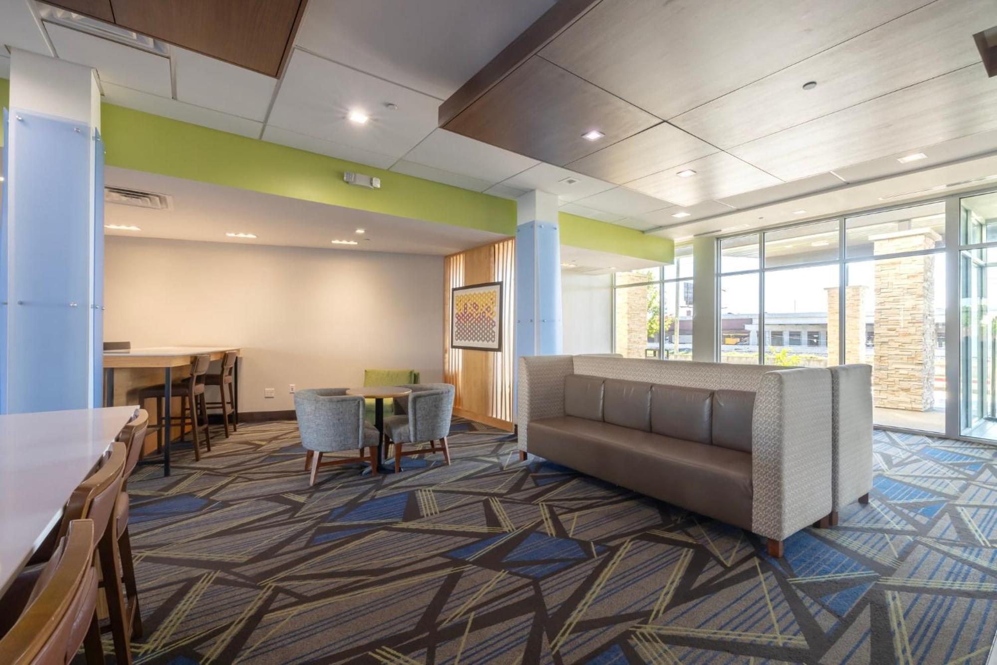 Holiday Inn Express & Suites Dallas Ne Arboretum Garland Luaran gambar
